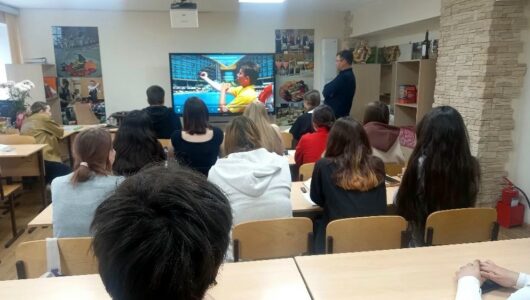 В вашем техникуме для студентов, обучающихся по профессиям «Повар» и…